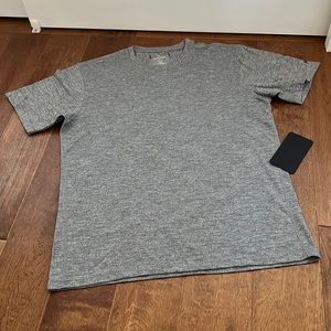 Brand New! Fabletics The Front Row Tee Grey Heather Size L